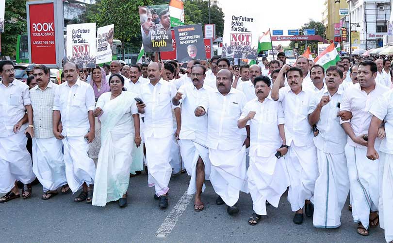 രാജി മാത്രം പോര കുറ്റക്കാര്‍ക്കെതിരെ മാതൃകാപരമായ നടപടി വേണം വി പി സജീന്ദ്രന്‍ എംഎല്‍എ