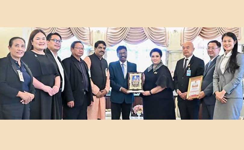 സുപമാസ് ഇസരാഭക്തിക്ക് ഏഷ്യാ പസഫിക് വിദ്യാഭ്യാസ മികവ് പുരസ്കാരം
