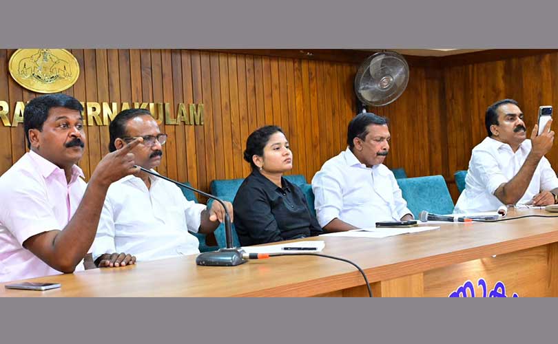 പെരിയാർ വാലി ജലസേചന കനാൽ ശുചീകരണം സമയബന്ധിതമായി പൂർത്തിയാക്കണം ഉപദേശക സമിതി യോഗം