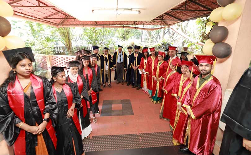 കുസാറ്റ് ഹിന്ദി വകുപ്പ് ബിരുദ ദാന ചടങ്ങ് സംഘടിപ്പിച്ചു.
