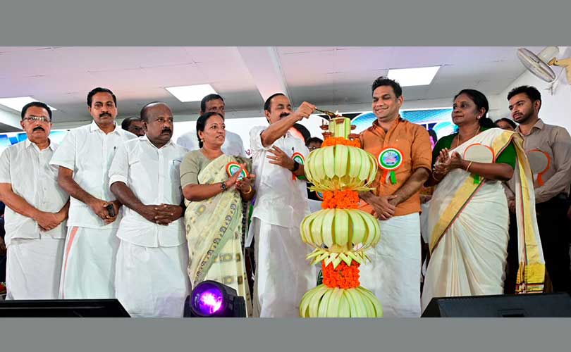 ലൈഫ് ഭവന പദ്ധതിയിലെ പരാതികൾ പരിഹരിക്കും .പട്ടികജാതി, പട്ടികവർഗക്കാർക്ക് പ്രത്യേക ഭവന പദ്ധതി ആലോചനയിൽ മുഖ്യമന്ത്രി 