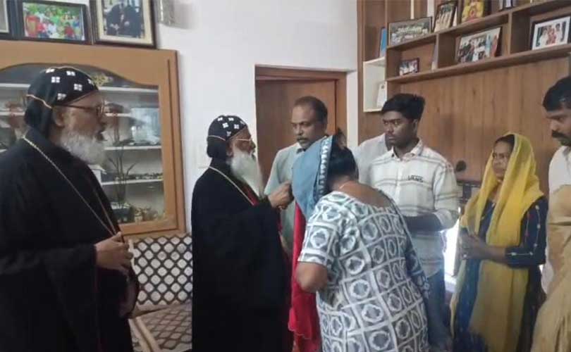 പാമ്പാടിയിൽ വാഹനാപകടത്തിൽ മരണപ്പെട്ട ആഷ്ലിയുടെയും കൃപയുടെയും ഭവനങ്ങൾ മലങ്കരസഭാധ്യക്ഷൻ പരിശുദ്ധ ബസേലിയോസ് മാർത്തോമ്മാ മാത്യൂസ് തൃതീയൻ കാതോലിക്കാ ബാവാ സന്ദർശിച്ചു. 