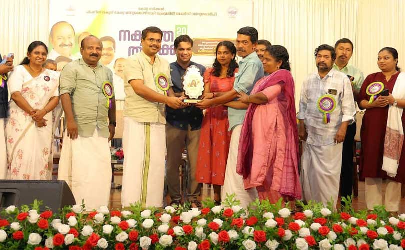 മത്സ്യത്തൊഴിലാളികളുടെ മക്കൾക്ക് മികച്ച വിദ്യാഭ്യാസം നേടാൻ സർക്കാർ പ്രോത്സാഹനം നൽകും മന്ത്രി അബ്ദുൾ ഗഫൂർ 