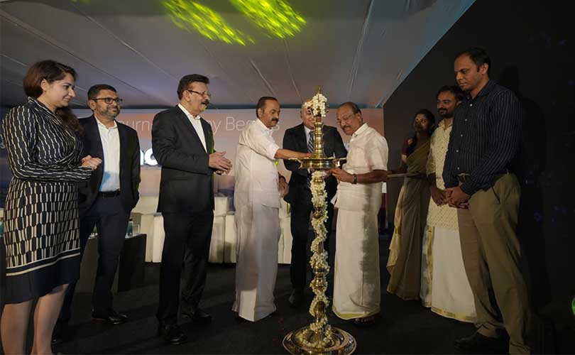 ഐബിഎസ് സോഫ്റ്റ് വെയറിന്റെ പുതിയ കമ്പനി നാവിക് ടെക്നോളജി മുഖ്യമന്ത്രി ഉദ്ഘാടനം ചെയ്തു