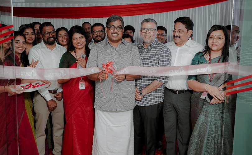 സൗത്ത് ഇന്ത്യൻ ബാങ്ക് കോഴിക്കോട് മെയിൻ ബ്രാഞ്ച് വിപുലമായ സൗകര്യങ്ങളോടെ പുതിയ മേൽവിലാസത്തിൽ പ്രവർത്തനം ആരംഭിച്ചു