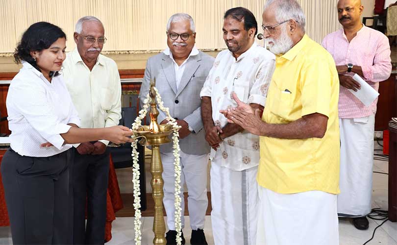 കെഎംസിസി ഓണാഘോഷം വർണാഭമായി ഓണസന്ദേശം നൽകി ജില്ലാ കലക്ടർ