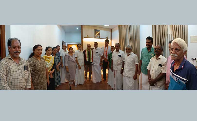 കേന്ദ്ര പദ്ധതികളുടെ പേരു മാറ്റിയത് പുനപരിശോധിക്കണമെന്ന്
