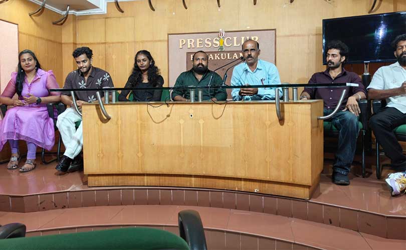 പുതുമുഖങ്ങളോട് മലയാള സിനിമയില്‍ അയിത്തമോ.യുവ സംവിധായകന്‍ ശ്രീജിത്ത് എം നായര്‍