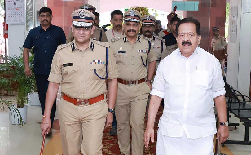 കേരള പോലീസിന് ആധുനിക മുഖം നല്‍കുന്ന മൂന്ന് പദ്ധതികള്‍ കൂടി ആഭ്യന്തരവകുപ്പ് മന്ത്രി ഉദ്ഘാടനം ചെയ്തു
