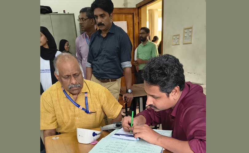 കുസാറ്റിൽ സൗജന്യ മെഡിക്കൽ പരിശോധനാ ക്യാമ്പും നേത്രപരിശോധനയും സംഘടിപ്പിച്ചു