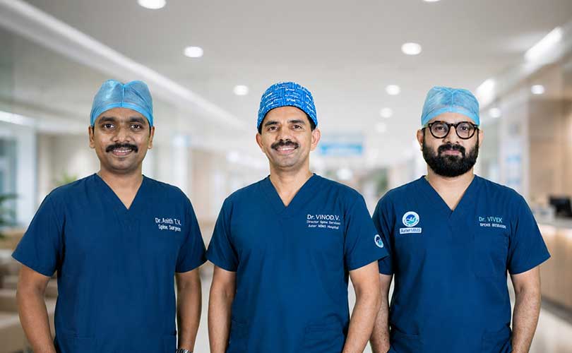 കുട്ടികളിലെ സ്‌കോളിയോസിസിന്  ആക്ടീവ് അപെക്സ് കൺട്രോൾ ശസ്ത്രക്രിയ സംസ്ഥാനത്താദ്യമായി കോഴിക്കോട് ആസ്റ്റർ മിംസിൽ.