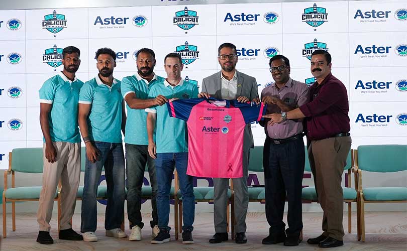 ആസ്റ്റർ ഹോസ്പിറ്റലുകളോടൊപ്പം സ്തനാർബുദ ബോധവൽക്കരണത്തിന് തുടക്കമിട്ട് കാലിക്കറ്റ് എഫ്.സി പ്രത്യേക പിങ്ക് ജേഴ്സി പുറത്തിറക്കി