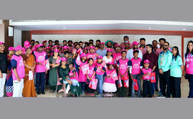 അദാണി ട്രിവാന്‍ഡ്രം റോയല്‍സിന്റെ മത്സരം കാണാന്‍ സാന്‍സ്വിതയിലെ കുട്ടികളും