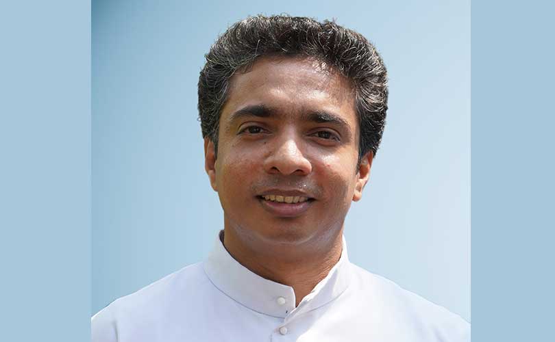 എംജി യൂണിവേഴ്സിറ്റിയിൽ നിന്നും എംഎ അപ്ലൈഡ്  സോഷ്യോളജിയിൽ ഒന്നാം റാങ്ക് കരസ്ഥമാക്കിയ ഫാ. പ്രസാദ് ജോസ് കാനപ്പിള്ളിക്ക് അഭിനന്ദനങ്ങളും സ്നേഹാഭിവാദ്യങ്ങളും.