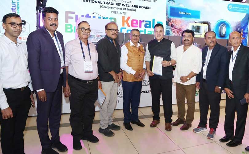 കോഴിക്കോട് റെയിൽവേ സ്റ്റേഷൻ നവീകരണം കാലിക്കറ്റ് ചേംബർ നിവേദനം നൽകി