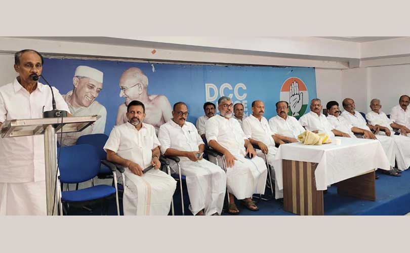 മുഖ്യമന്ത്രിക്ക് കൊച്ചി പൗരാവലിയുടെ സ്വീകരണം 24 ന്          