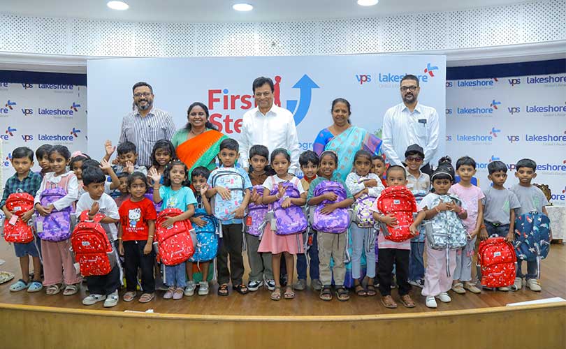 പുതുതായി സ്കൂളുകളിൽ പ്രവേശിക്കുന്ന കുരുന്നുകൾക്ക് വി.പി.എസ് ലേക്‌ഷോറിന്‍റെ സ്നേഹ സമ്മാനം