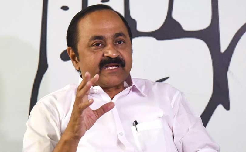 മുഖ്യമന്ത്രി പദ ചർച്ചകൾക്കിടെ പ്രവർത്തകരുടെ ചേരി തിരിഞ്ഞുള്ള വികാരപ്രകടനങ്ങൾക്കെതിരെ വി.ഡി സതീശൻ, സംയമനം പാലിക്കണമെന്ന് അഭ്യർത്ഥനയുമായി സാമൂഹ്യ മാധ്യമങ്ങളിൽ പോസ്റ്റ് 