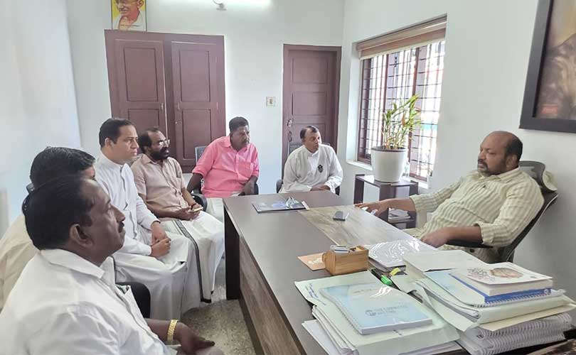 മുനമ്പം വഖഫ് ഭൂമി തുടർനടപടികൾ ആലോചിക്കാൻ മുഖ്യമന്ത്രി തിങ്കളാഴ്ച യോഗം 