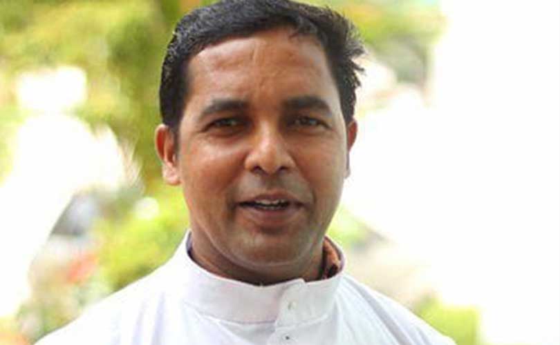 വരാപ്പുഴ അതിരൂപതാംഗമായ ഫാ.ജോളി തപ്പലോടത്ത് (54) നിര്യാതനായി.