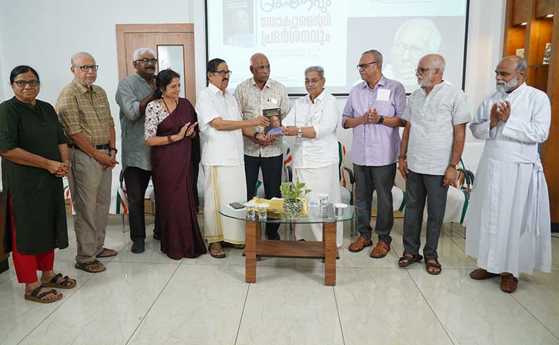 മനുഷ്യത്വത്തിന്റെ പടവുകളിലേക്കുള്ള അന്വഷണമാണ്  മനുഷ്യനാക്കി മാറ്റുന്നത്. എം തോമസ് മാത്യു.