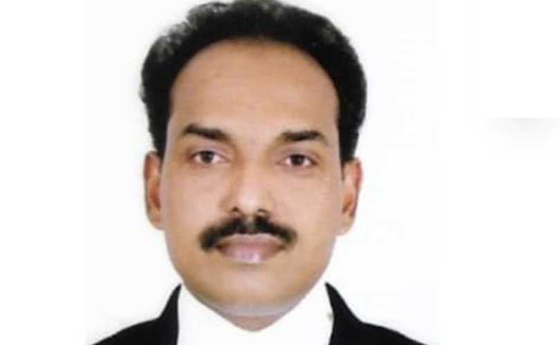 റോഡുകൾ കയ്യേറി സമ്മേളനങ്ങൾ നടത്തുന്നവർക്കെതിരെ കർശന നടപടി പ്രതിപാദിക്കുന്ന സർക്കാർ ഉത്തരവിന്റെ പകർപ്പ് ആവിശ്യപ്പെട്ട് ഹൈക്കോടതി ചീഫ് ജസ്റ്റിസ് .