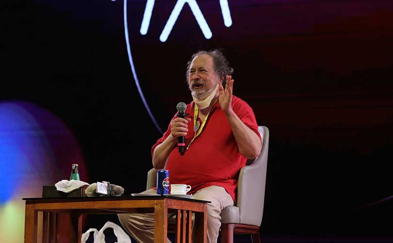 ഡിജിറ്റല്‍ യുഗത്തില്‍ സ്വാതന്ത്ര്യം സംരക്ഷിക്കുന്നതിനായി വ്യക്തികള്‍ പോരാടണമെന്ന്  റിച്ചാര്‍ഡ് സ്റ്റാള്‍മാന്‍