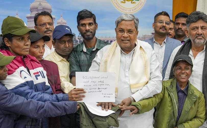 കർണാടകം നക്സൽ മുക്തമെന്ന് മുഖ്യമന്ത്രി; കീഴടങ്ങിയ മാവോയിസ്റ്റുകൾ മുഖ്യധാരയിലേക്ക്