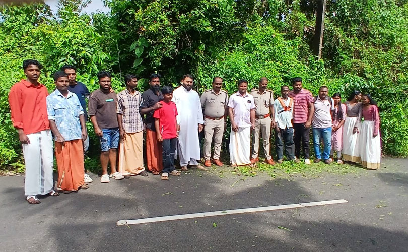 വ്യത്യസ്ഥമായ രീതിയിൽ ഓണം ആഘോഷിച്ച് ഒരു പറ്റം യുവാക്കൾ