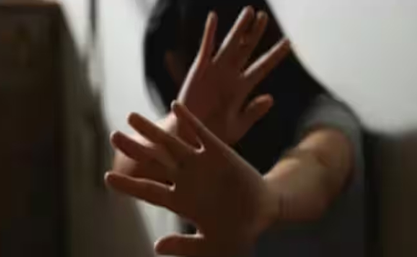 എട്ടാം ക്ലാസുകാരിയെ ലൈം​ഗിക പീഡനത്തിനിരയാക്കിയ മൂന്നു അധ്യാപകർ അറസ്റ്റിൽ 