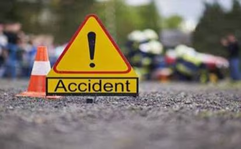 പുല്ലുപാറയ്ക്ക് സമീപം കെഎസ്ആർടിസി ബസ് കൊക്കയിലേക്ക് മറിഞ്ഞു 