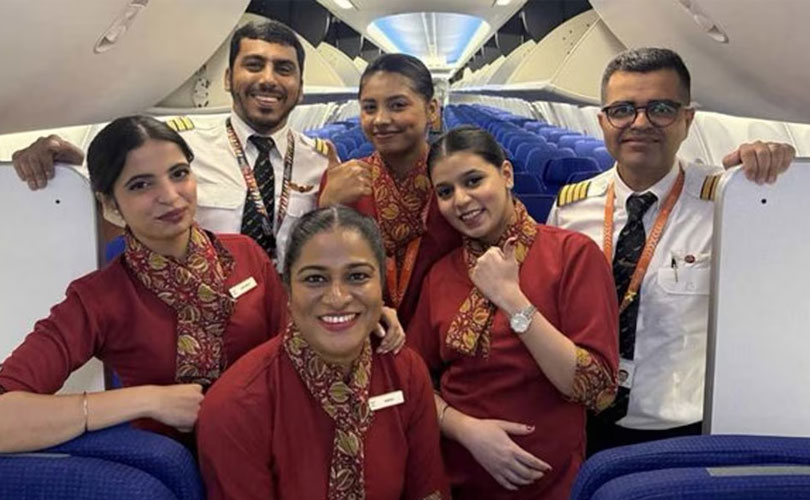  മസ്കറ്റിൽ നിന്നും ഇന്ത്യയിലേക്ക് പുറപ്പെട്ട എയർ ഇന്ത്യ വിമാനത്തിൽ യുവതിക്ക് സുഖപ്രസവം