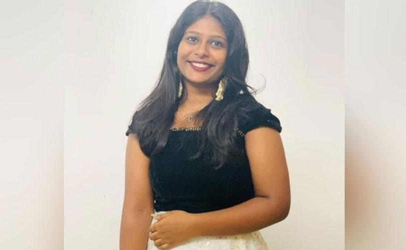യുവതി കിടപ്പുമുറിയിൽ തൂങ്ങിമരിച്ച നിലയിൽ 