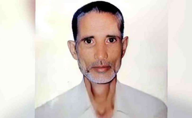 ഞാൻ അല്ലാഹുവിന്റെ ദൂതന്റെ നാമത്തിൽ എന്നെത്തന്നെ ബലി അർപ്പിക്കുന്നു; ബക്രീദ് ദിനത്തിൽ സ്വയം കഴുത്തറുത്ത് അറുപതുകാരൻ