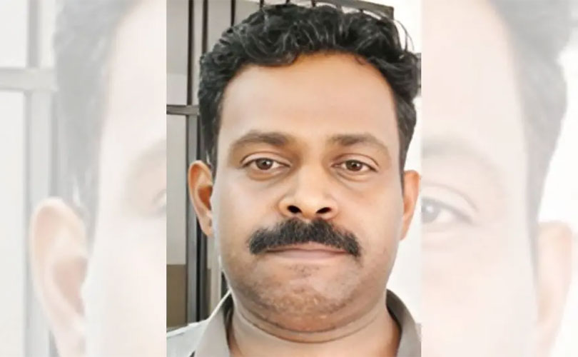 വിവാഹമോചനം വേ​ഗത്തിലാക്കാം, പൂജ നടത്തി പ്രശ്നങ്ങളെല്ലാം പരിഹരിക്കാം; ഭർത്താവുമായി വേർപിരിഞ്ഞ് താമസിച്ച യുവതിയിൽ നിന്നും ആന്റണി വിൻസെന്റ് തട്ടിയെടുത്തത് 13.16 ലക്ഷം രൂപ