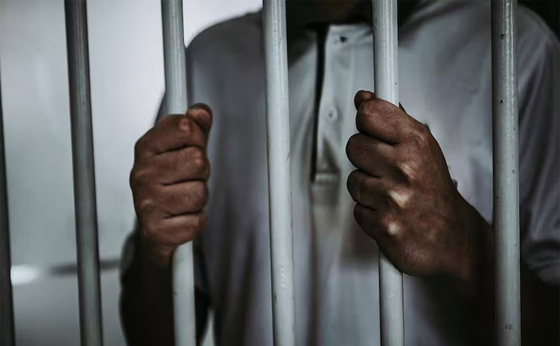 കൂട്ട മതംമാറ്റത്തിന് ശ്രമിച്ചെന്ന കേസിൽ അമേരിക്കൻ പൗരൻ മഹാരാഷ്ട്രയിൽ അറസ്റ്റിൽ 