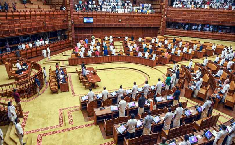 ജനപ്രതിനിധികൾക്ക് കൈനിറയെ ശമ്പളം; മന്ത്രിമാർക്ക് 1.33 ലക്ഷവും എം.എൽ.എമാർക്ക് 98,000 രൂപയുമായി ഉയർത്തുന്ന ബിൽ ഇന്ന് സഭയിൽ