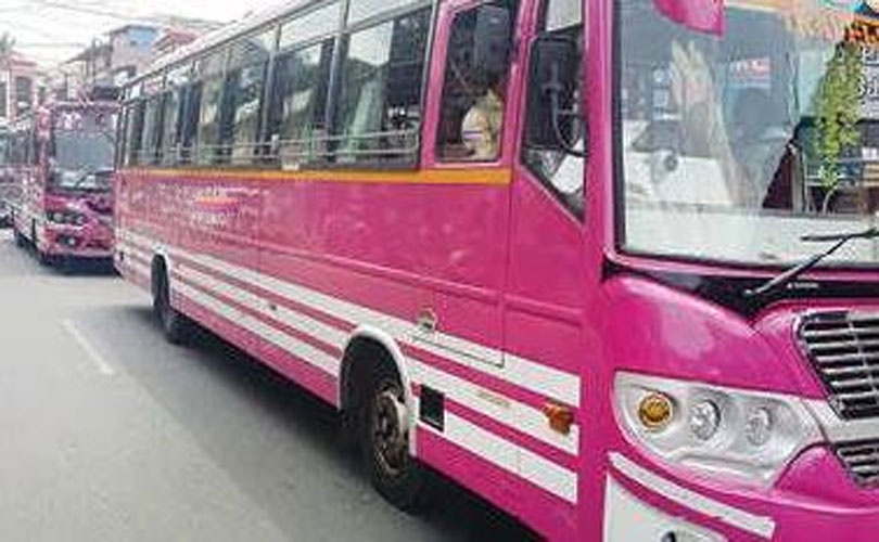 സ്വകാര്യ ബസുകളുടെ മരണപ്പാച്ചിൽ: അധികൃതർ നടപടിയെടുക്കണം