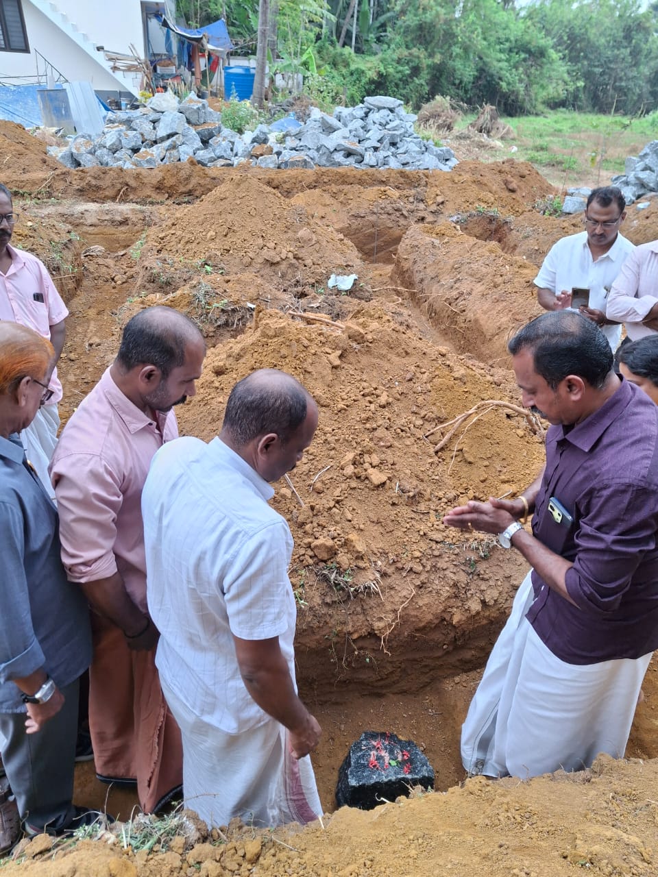 തൃശ്ശൂർ ജില്ലാ സൗഹൃദവേദി ഭവനപദ്ധതി - നാലാമത് വീടിന് തറക്കല്ലിട്ടു