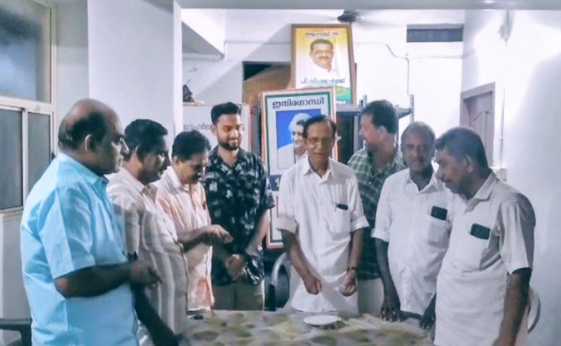 യുഡിഎഫ് സർക്കാരി ൻ്റെ നൂറുദിന പ്രവർത്തനങ്ങളുടെ വിജയാഘോഷം നടത്തി