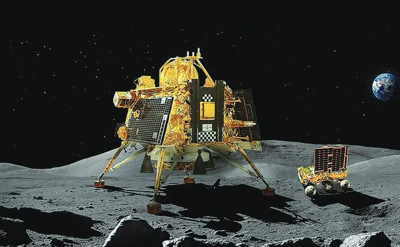 ചന്ദ്രയാൻ-4 ചന്ദ്രനിലിറങ്ങി മണ്ണും പാറയും ശേഖരിച്ച് ഭൂമിയിലെത്തിക്കും