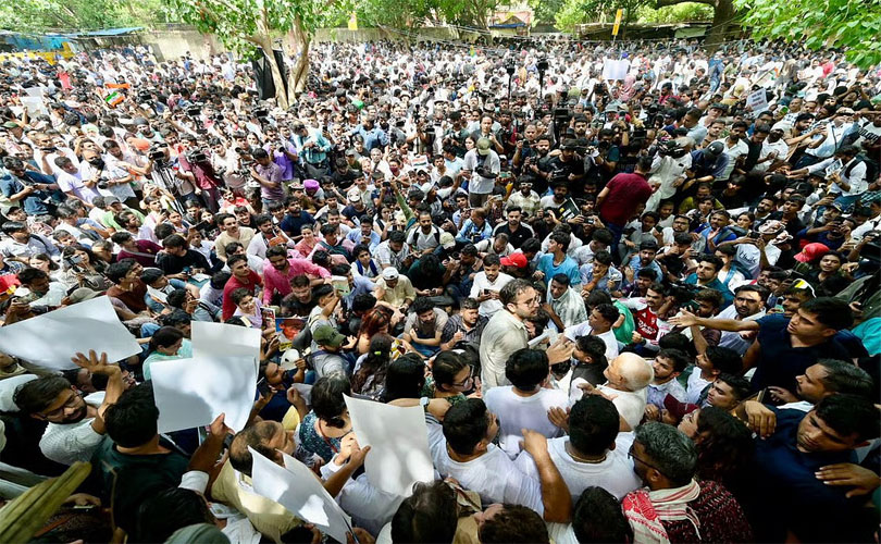 നീറ്റ് ക്രമക്കേടിൽ സിജെപിയുടെ പ്രതിഷേധം ശക്തം; സമരക്കാരുമായി ചർച്ചയ്ക്ക് കേന്ദ്രത്തിന്റെ നീക്കം