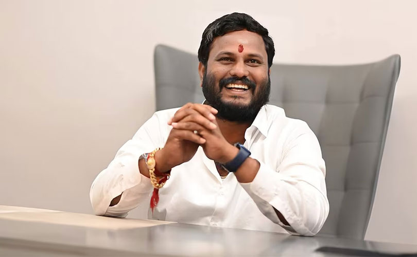 ക്ഷേത്രോത്സവത്തിനിടെ മൃ​ഗബലി നടത്തിയ കോൺഗ്രസ് നേതാവിനെതിരെ 