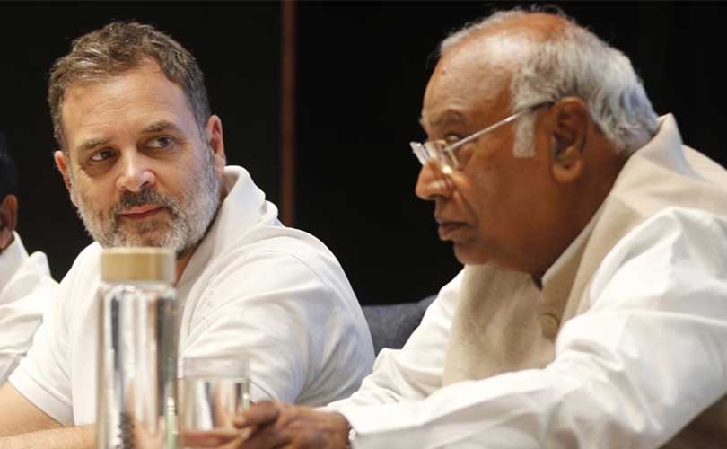 വിസ്മയം ബീഹാറിൽ; ആകെയുള്ള ആറ് കോൺ​ഗ്രസ് എംഎൽഎമാരും ബിജെപി കൂടാരത്തിലേക്ക് 