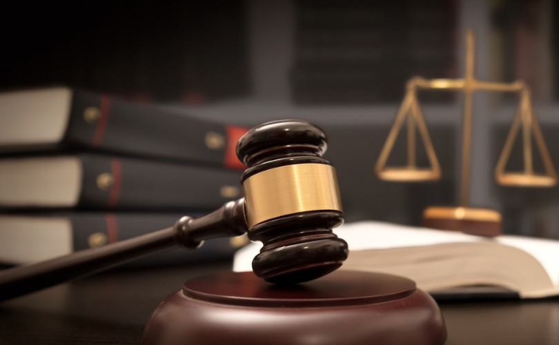 മാറിടത്തിൽ സ്പർശിക്കുന്നതും പൈജാമയുടെ ചരടു പൊട്ടിക്കാൻ ശ്രമിക്കുന്നതും ബലാത്സം​ഗ ശ്രമമായി കാണാനാകില്ലെന്ന് കോടതി 