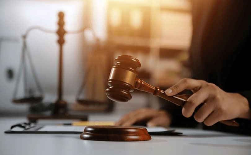 പോലീസ് സ്റ്റേഷനിലെ പ്രതിയുടെ മൊഴി മറ്റൊരു പ്രതിക്കെതിരെ തെളിവായി ഉപയോഗിക്കാനാവില്ലെന്ന് സുപ്രീം കോടതി