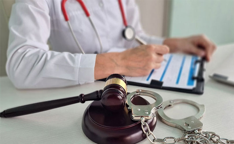 ഏത് ശസ്ത്രക്രിയ വേണമെന്ന് തീരുമാനിക്കേണ്ടത് സർജൻ; ഡോക്ടർക്കെതിരായ മെഡിക്കൽ നെഗ്ലിജൻസ് കേസ് സുപ്രീം കോടതി റദ്ദാക്കി