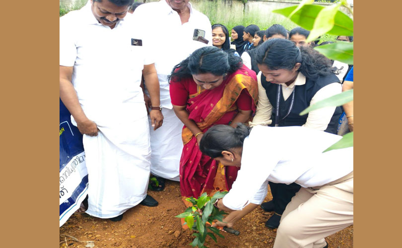 വിദ്യാർത്ഥികളിൽ പരിസ്ഥിതി സംരക്ഷണം ഒരു ലഹരിയാകണം: കൊച്ചി മേയർ