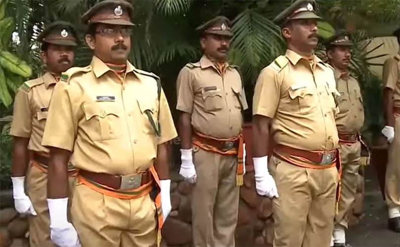 വനം വകുപ്പിലെ ജീവനക്കാരുടെ യൂണിഫോം പരിഷ്കരിച്ചു; ഫോറസ്റ്റ് ഡ്രൈവർമാർക്ക് പുതിയ ഷോൾഡർ ബാഡ്ജ്