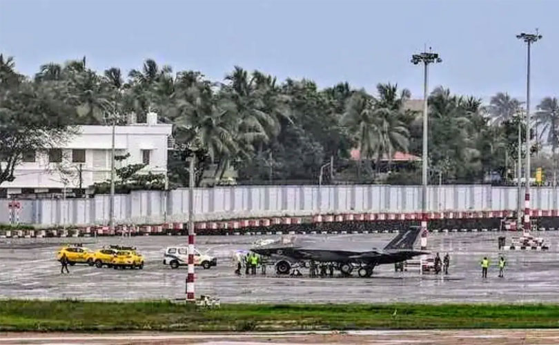 എഫ്-35 മിസ്റ്ററി: തിരുവനന്തപുരത്ത് പറന്നിറങ്ങിയ യുദ്ധവിമാനം ഇന്ത്യയുടെ പ്രതിരോധ സ്വപ്നങ്ങൾക്ക് ചിറകായോ?